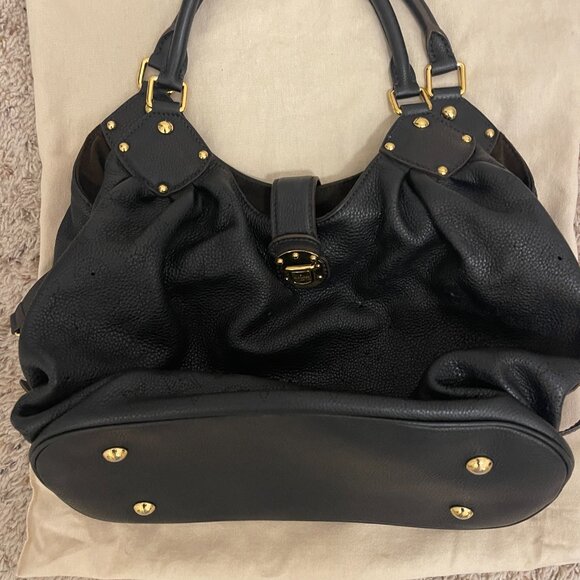 Louis Vuitton Pre-Loved Black Monogram Mahina Large, Black - Picture 4 of 4
